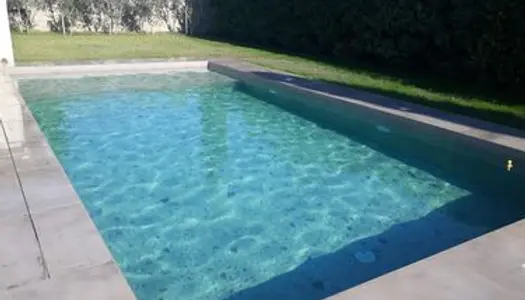 Villa 5 pièces 160m2 avec piscine