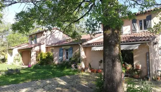 Maison 12 pièces 227 m² 