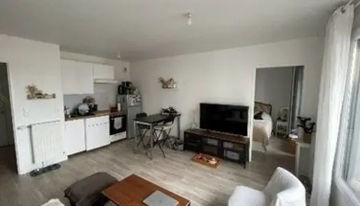 Appartement 2 pièces 44.3 m² , disponible le 10 Août 