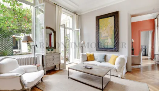 Appartement meublé - 2 Chambres - 86m2 - Paris 7ème - 4 990 € 
