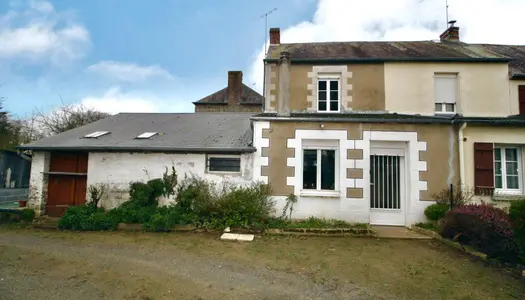 Maison à rénover, centre de Ducey-les-Chéris, idéal investisseur !