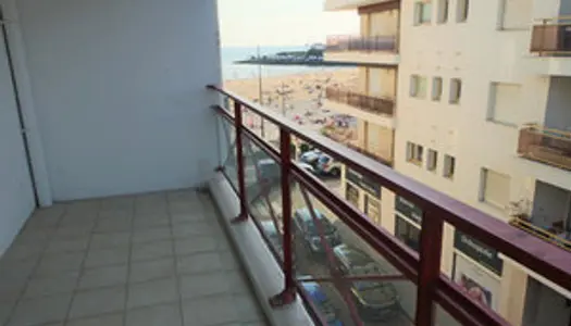 Appartement à louer à Royan Pontaillac 3 pièce(s) 65.25 m2 avec balcon vue mer, cave et garage 