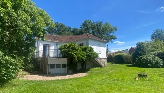 Maison de village, 60m², avec possibilité d'agrandissement, double garage, sur jardin de 2 