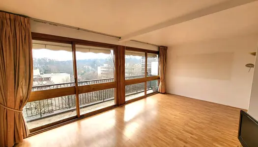 Vente Appartement 56 m² à La Celle Saint Cloud 240 000 €