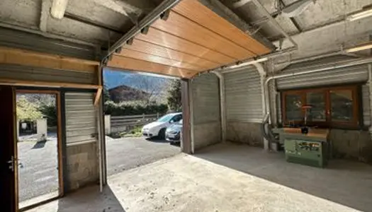 Location Garage , entrepôt