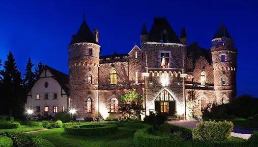 Château 1700 m²