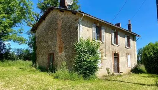 Jolie maison de 3 chambres avec granges et 3 hectares 