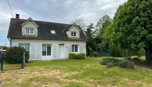 Maison 4 pièces, 2 chambres, 120 m², terrain 985 m² 