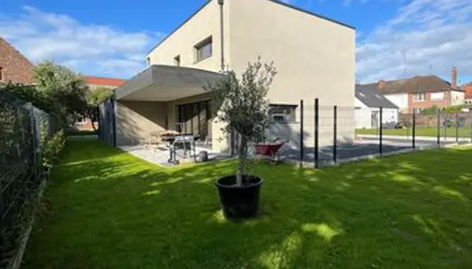 Maison 7 pièces 182 m² 