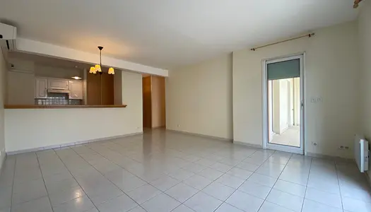 NARBONNE Quai Vallière. Appartement T3 de 67m² avec Loggia de 20m² + parking 