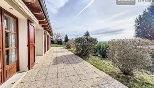 Propriété 5 pièces 130 m²