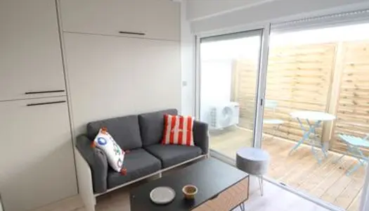 Studio rénové 15m² avec terrasse privative 8m² 