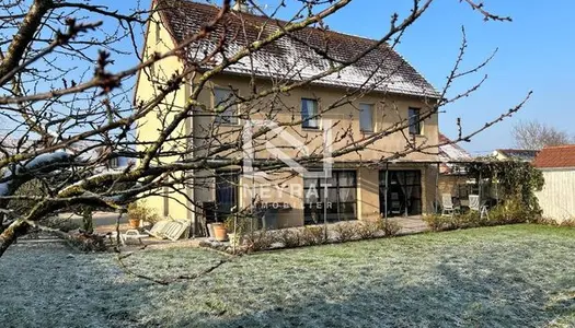 Maison 10 pièces 152 m²