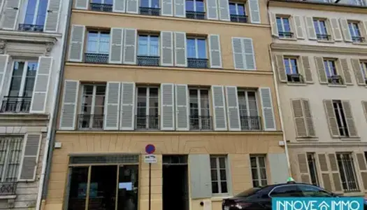 Boutique - 43m2 + 40m2 de réserve