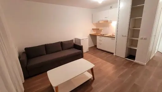 Studio 1 pièce 28 m² 