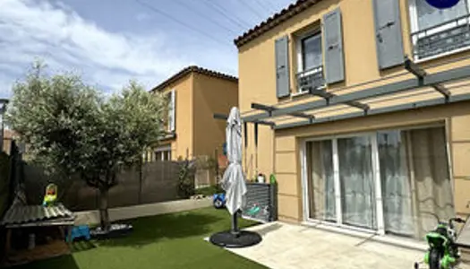 Villa T4 85m² de 2022 jardin de 65m² + places de parking privatice 