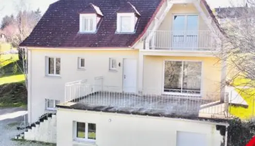 Maison 7 pièces 180 m²