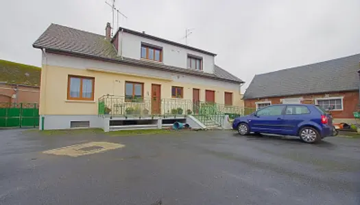 Maison 9 pièces 261 m²