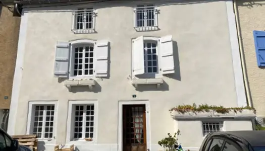 Maison 8 pièces 263 m²