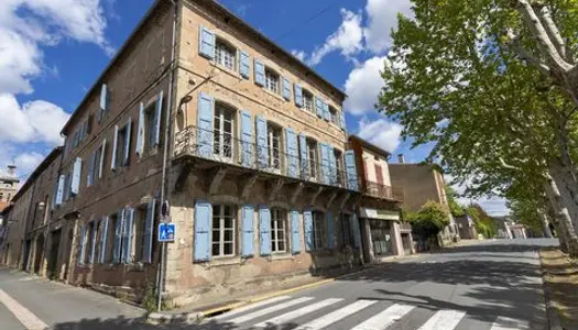 Maison Bourgeoise, 18ieme siècle 440m2, 30 min d'A