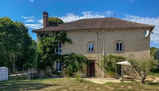 Ancienne ferme - maison avec 4 chambres, maison séparée à réno