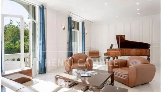 Vente Hôtel particulier 300 m² à Cannes 3 490 000 €