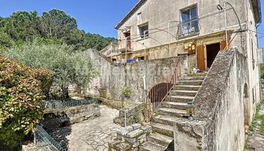 Sud Ardèche, Maison au Charme Authentique de 200 m² habitables 