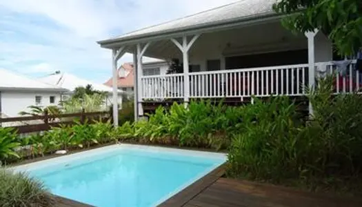 A Louer Jolie Villa F4 + piscine à PETIT-BOURG 