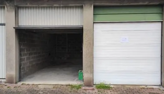 Parking - Garage Location Lens   180€