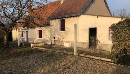 Belle longère à fort potentiel, bourg Saint Gervais la forêt