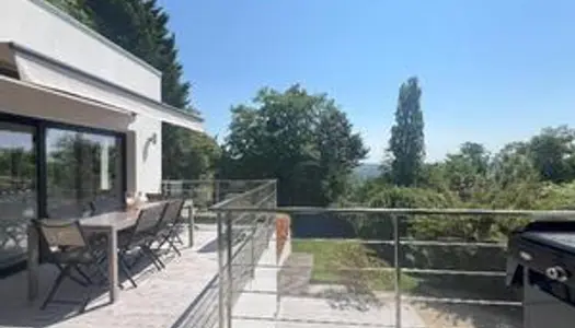 Maison 6 pièces 158 m² 