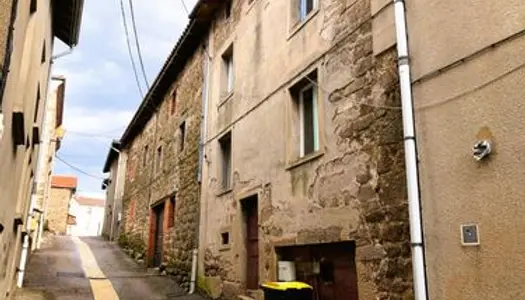 Vente maison sur 3 niveaux à saint-Maurice en Gourois