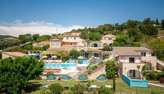 Maison - Villa Location Grimaud   56000€