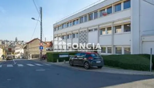 PONTOISE A 3Mn GARE RER C, SURFACE DE BUREAUX, LOCAUX POUR DIVERSES ACTIVITES, 159 M2 AU REZ DE 