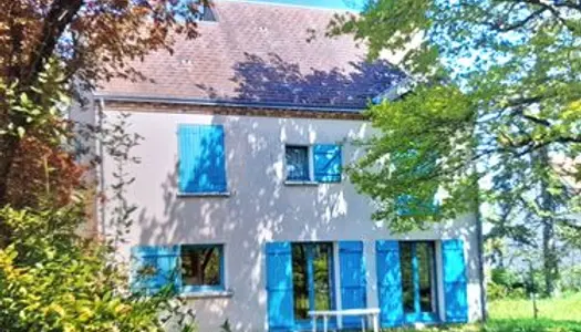 Maison d'architecte F4 sur un grand terrain de 1800 m² et son garage