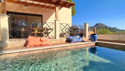 Villa T4 avec piscine et vue imprenable sur le village et les Corbières
