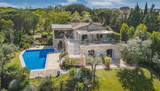 Exclusivité - Magnifique villa provençale à Saint-Tropez 