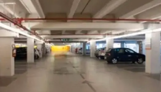 A louer place parking souterrain 
