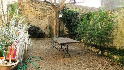 Maison vigneronne 5 pièces 196 m²