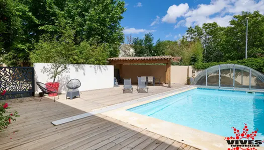 Villa 7 pièces 360 m² 