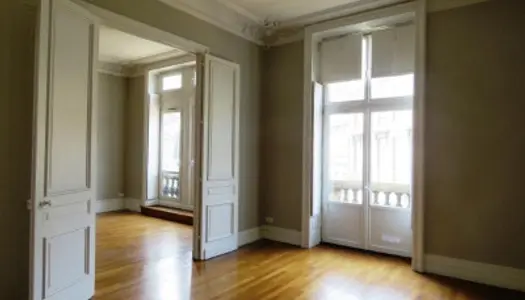 Appartement 3 pièces 126 m² 