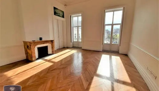 Appartement 4 pièces 147 m²