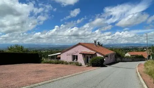 Maison avec terrasse, jardin vue panoramique