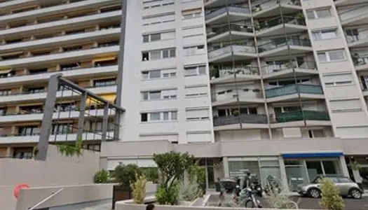 Appartement 3 piéces 61 M², Place Montgolfier 