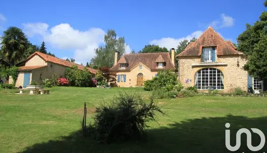 Maison 16 pièces 575 m² 