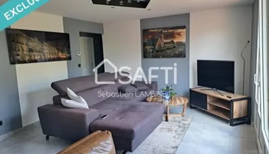 BEL APPARTEMENT LUMINEUX DE 82 m² 