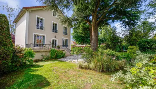 LA CELLE SAINT CLOUD - La Feuillaume - Maison familiale avec jar 