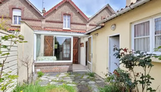 ABBEVILLE MAISON 90M² - 2 CHAMBRES ET JARDIN - QUARTIER CALME