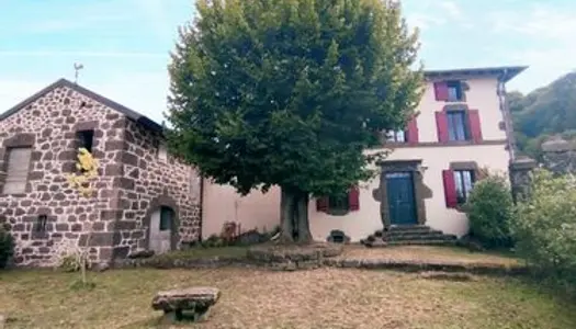 Maison de maître - vallée de la Jordanne - 4 chambres 