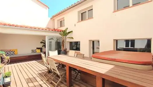 Maison 7 pièces 232 m² 